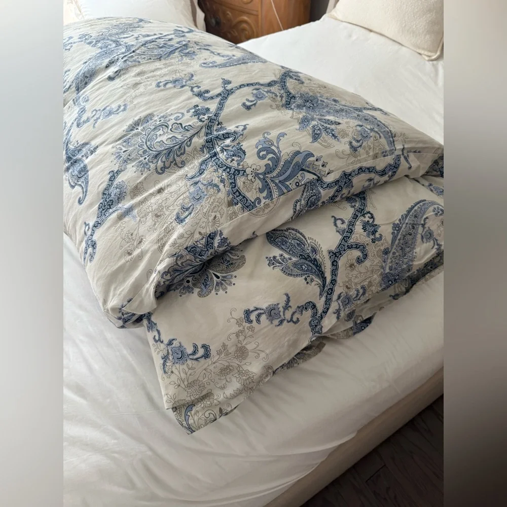 Ethan Allen Paisley Duvet Cover 90x108 KING